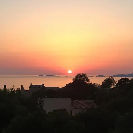 Superb Sea View With Pool And Big Garden