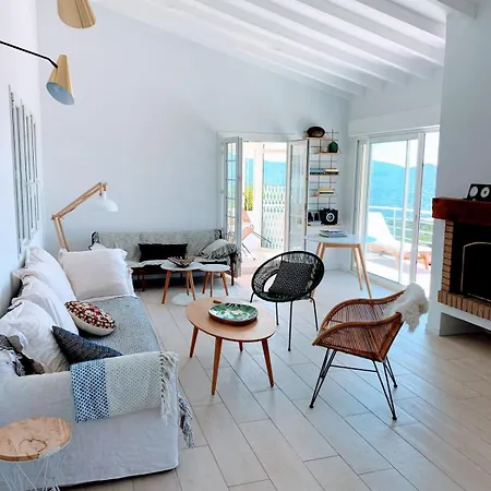 Superb Sea View With Pool And Big Garden Villa Pietrosella