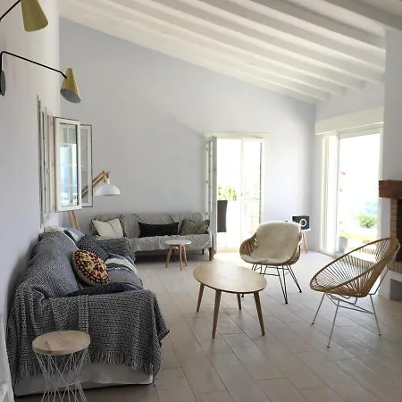 Superb Sea View With Pool And Big Garden Willa