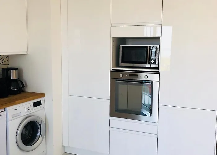 Superb Sea View With Pool And Big Garden וילה