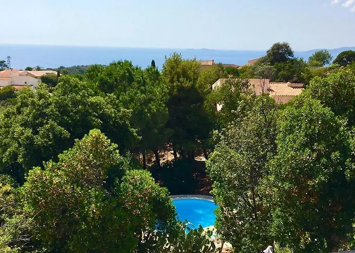 Superb Sea View With Pool And Big Garden * Pietrosella