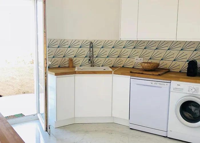 Superb Sea View With Pool And Big Garden וילה Pietrosella