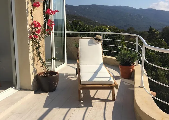 וילה Superb Sea View With Pool And Big Garden Pietrosella