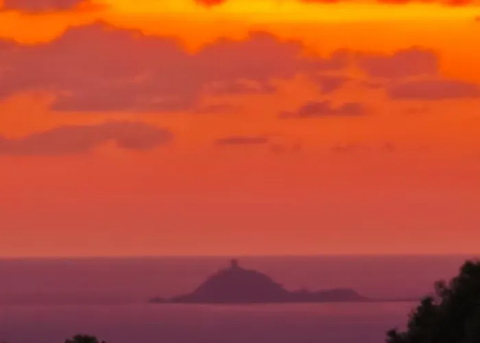 וילה Superb Sea View With Pool And Big Garden